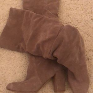 Beige suede heel boots